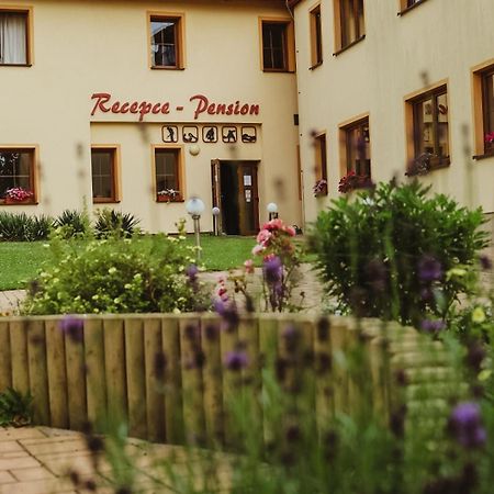 Sport - Relax Buky Otel Františkovy Lázně Dış mekan fotoğraf