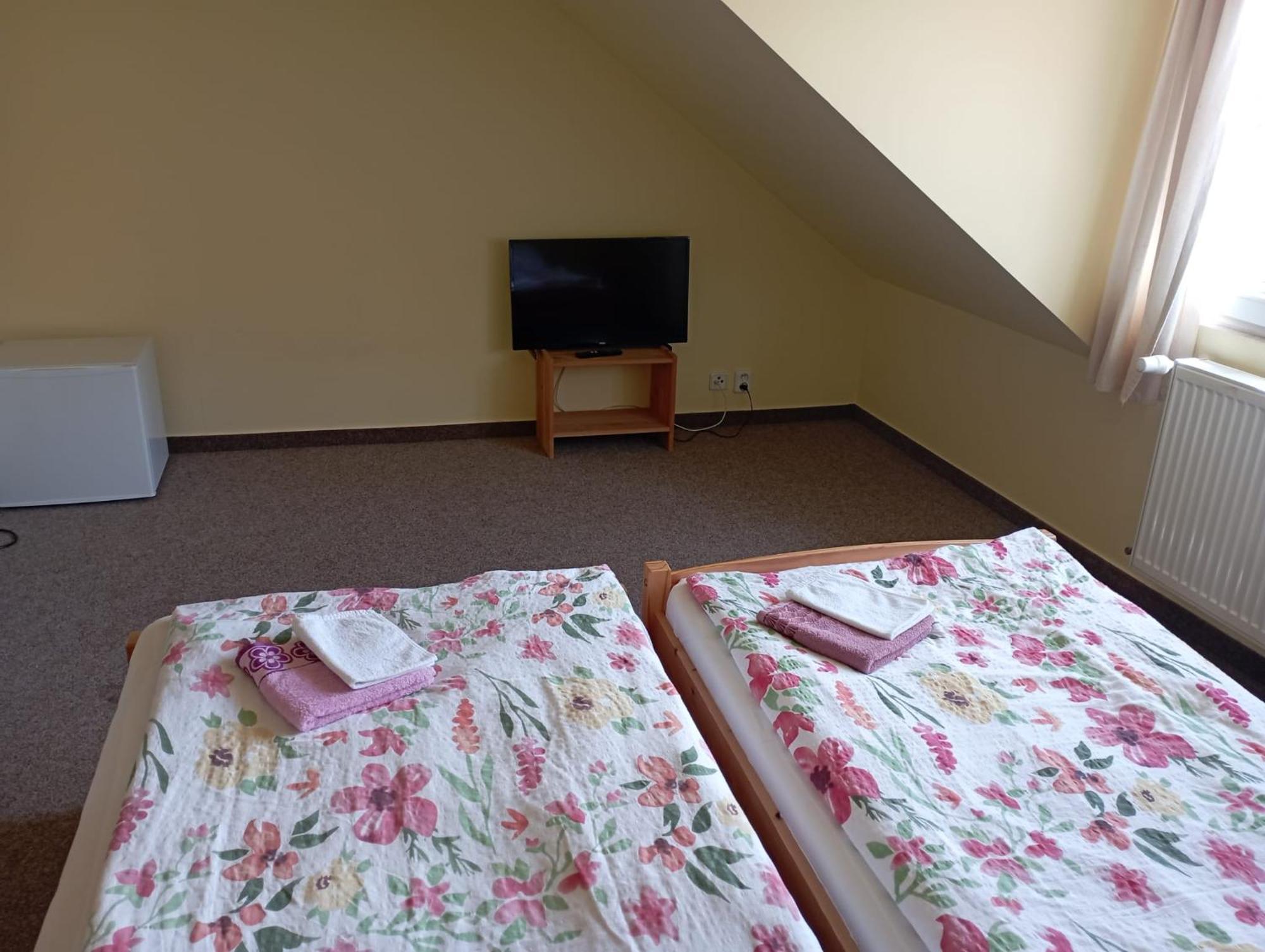 Sport - Relax Buky Otel Františkovy Lázně Dış mekan fotoğraf